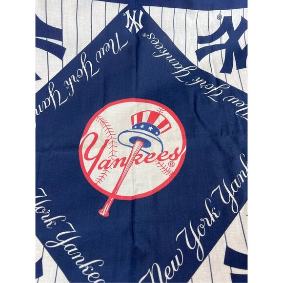 Vintage NY Yankees Bandanna Baseball - Picture 6 of 7